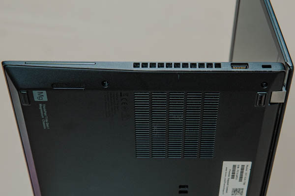 9-095923
